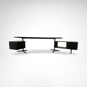 T90 boomerang desk by Osvaldo Borsani for Tecno 1970s